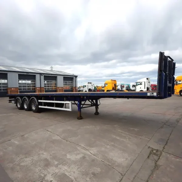 45ft Semi Trailer – 3 Axle Low Flatbed Container Semi Trailer - Image 5