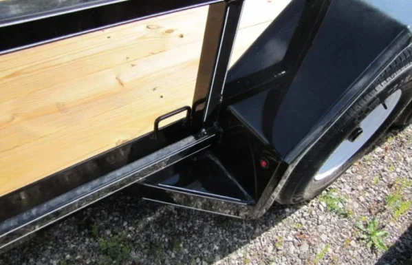2022 Cornpro 18′ Landscape Trailer - Image 9